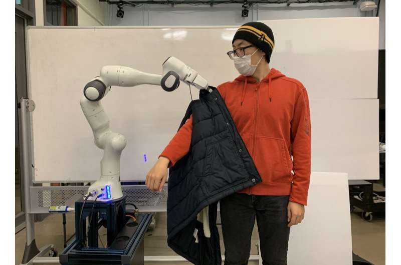 Getting dressed with help from robots